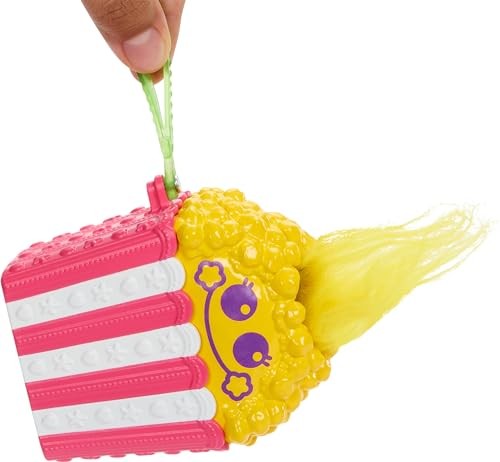 Load image into Gallery viewer, Dreamworks Trolls Fun Fair Surprise Fairfest Viva Small Doll