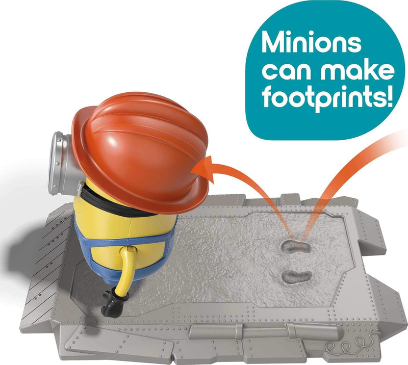 Load image into Gallery viewer, Disney Pixar Minions: the Rise of Gru Movie Moments Mixed up Minions Action Figure Interactive Toy with Articulation & Movie Scene Co Multi