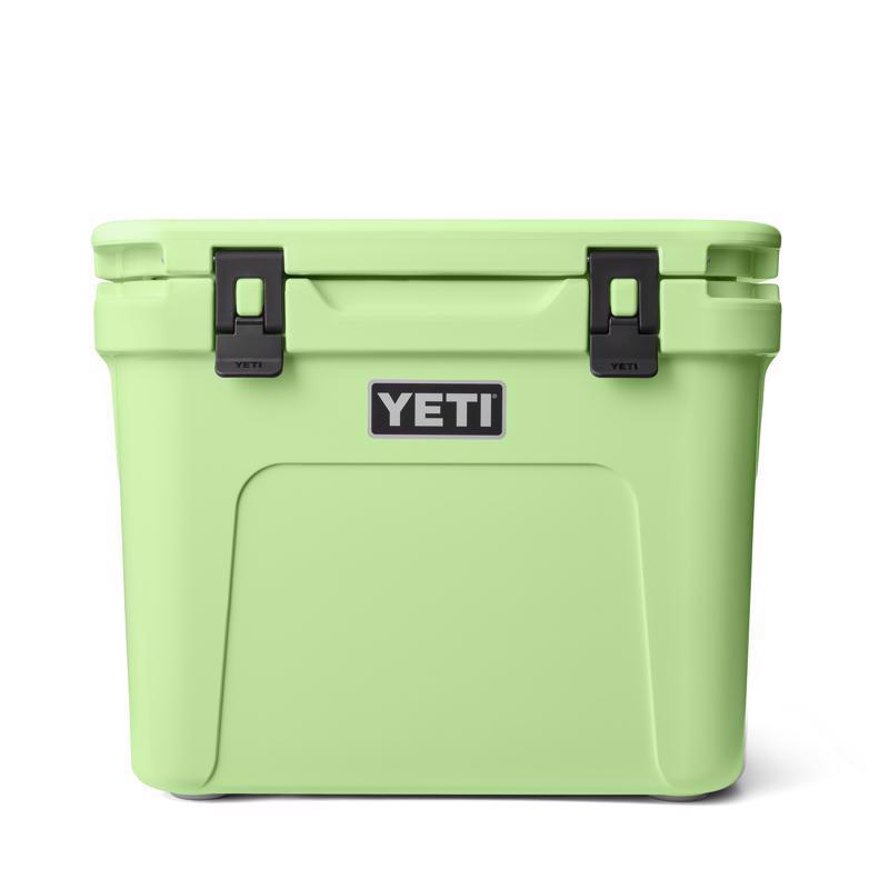 Load image into Gallery viewer, YETI Roadie 32 Key Lime 32 qt Roller Cooler