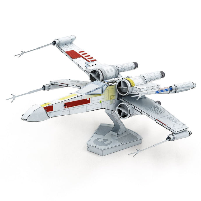 METAL EARTH Premium Series X-Wing Starfighter™