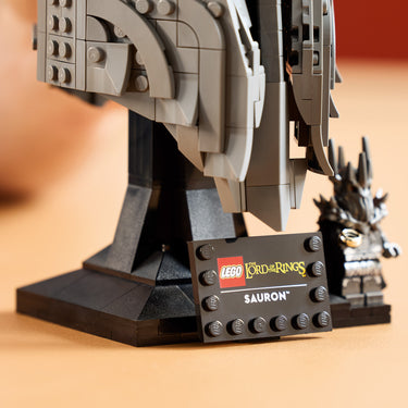 LEGO® Icons The Lord of the Rings: Sauron’s Helmet