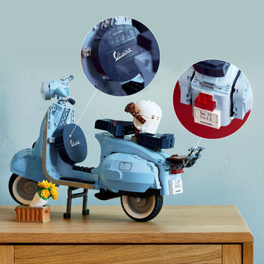LEGO® Icons Vespa 125