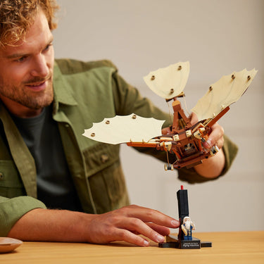 LEGO® Icons Leonardo da Vinci's Flying Machine