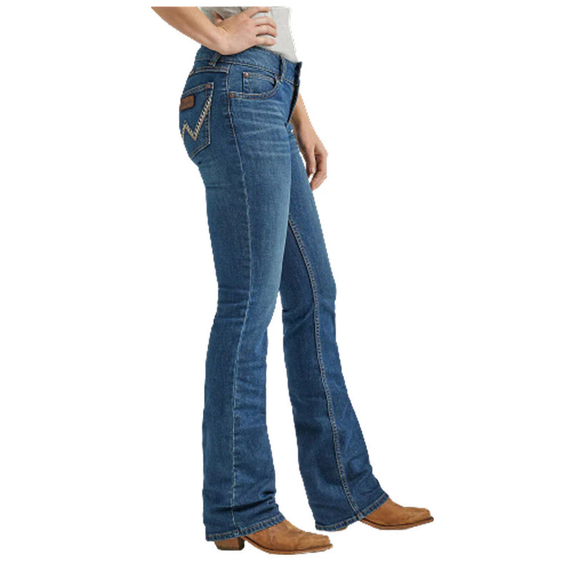 Load image into Gallery viewer, Wrangler Ladies 27X34 Retro Mae Mid Rise Jeans
