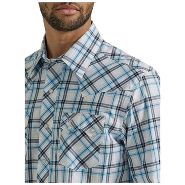 Wrangler Men's Retro Modern Fit Long Sleeve Snap Shirt (Black/Blue) Size L
