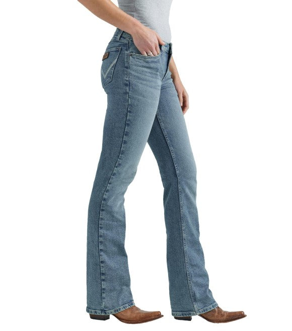 Load image into Gallery viewer, Wrangler Womens 32X34 Retro Mae Mid Rise Bootcut Jeans
