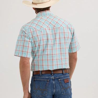 Wrangler Men's Retro® Short Sleeve Sawtooth Pocket Western Snap Shirt (Blue/Red) Size L