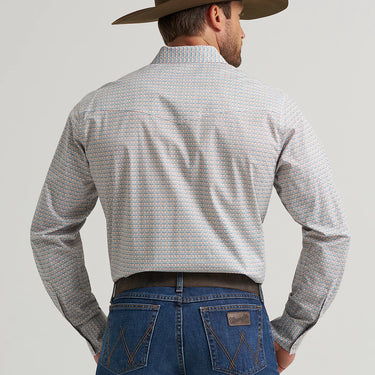 Wrangler Men's 20X® Competition Advanced Comfort Long Sleeve Two Pocket Western Snap Shirt (Rustic Brown) Size XL