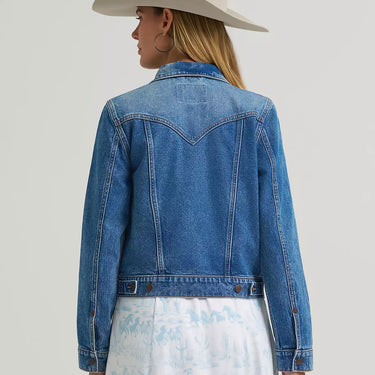 Wrangler Women's Iconic Western Denim Jacket (Light Denim) Size M