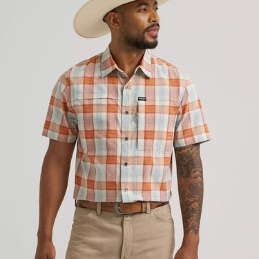 Wrangler All Terrain Gear Men's Hike Shirt (Pear Sorbet) Size XL
