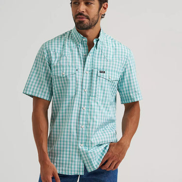 Wrangler All Terrain Gear Men's Plaid Performance Shirt (Latigo Bay) Size L