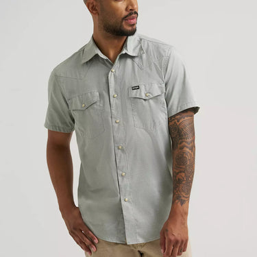 Wrangler All Terrain Gear Drover Short Sleeve Utility Shirt (Iceberg Green) Size L