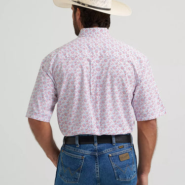 Wrangler® George Strait™ Short Sleeve One Pocket Button Down Shirt (Fireworks) Size L