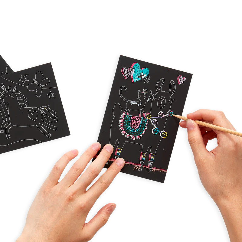 Load image into Gallery viewer, Ooly Funtastic Friends Scratch and Scribble Mini Scratch Art Kit
