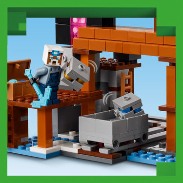 LEGO® Minecraft The Pickaxe Mine
