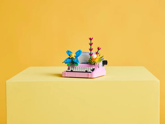LEGO Creator Typewriter with Flowers