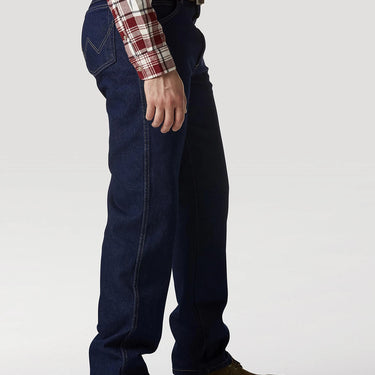 Wrangler Rugged Wear Classic Fit Jeans (Dark Indigo) Size 31X34
