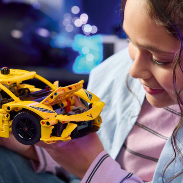 LEGO® Technic Chevrolet Corvette Stingray