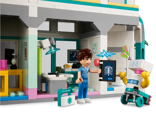 Lego Friends Heartlake City Hospital 1045pc