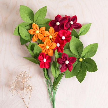 Kikkerland Crafters Felt Flower Bouquet Kit