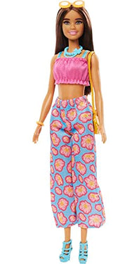 Barbie Doll And Fashion Advent Calendar, 24 Clothing And Accessory Surprises