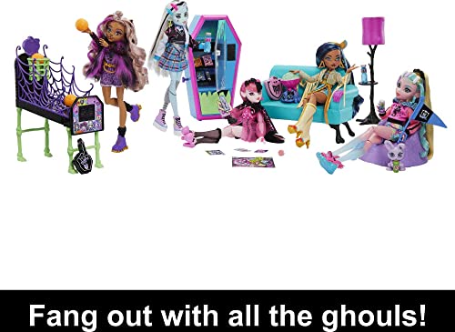 Load image into Gallery viewer, Monster High Student Lounge Playset

