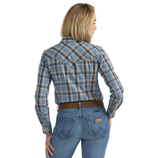 Wrangler Womens M Essential Long Sleeve Snap Plaid Shirt - Blue