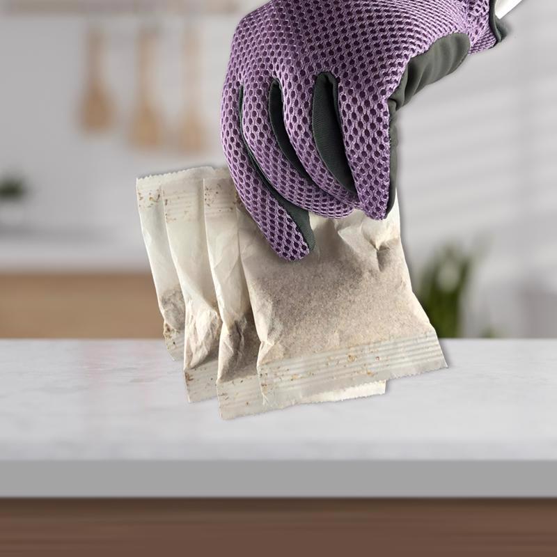Load image into Gallery viewer, Bonide Mouse Magic Animal Repellent Scent Pouch For Mice 4 pk
