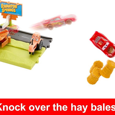 Disney And Pixar Cars Frank Escape & Stunt Race Playset With Lightning Mcqueen Toy Car