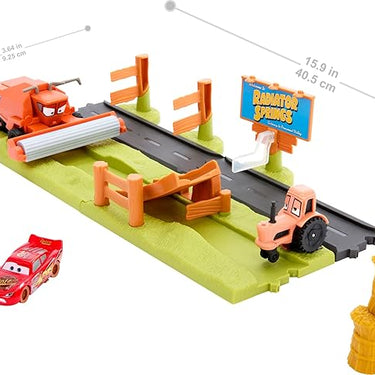 Disney And Pixar Cars Frank Escape & Stunt Race Playset With Lightning Mcqueen Toy Car