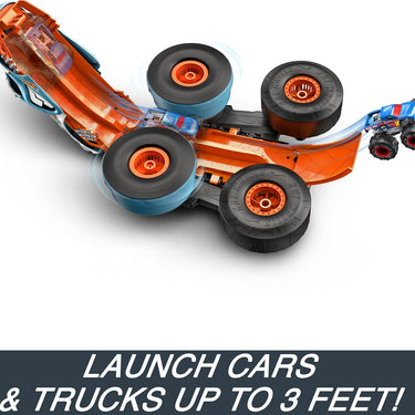 Hot Wheels Monster Trucks HW Transforming Rhinomite RC in 1:12 Scale With 1:64 Scale Toy Truck