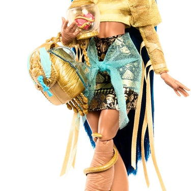 Monster High Cleo De Nile Fashion Doll With Pet Hissette And Accessories