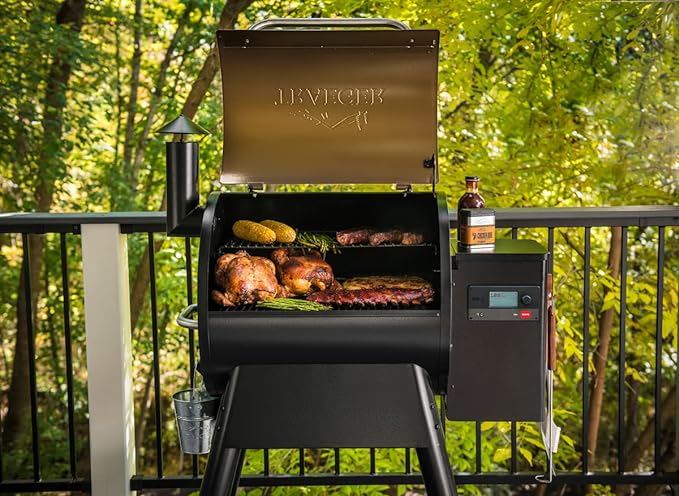 Load image into Gallery viewer, Traeger Pro 780 Wood Pellet WiFi Grill Bronze

