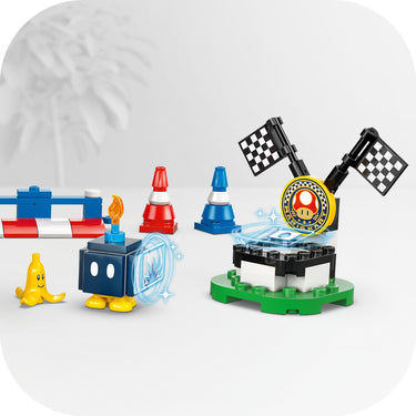 LEGO® Super Mario: Mario Kart – Interactive LEGO Mario & Standard Kart