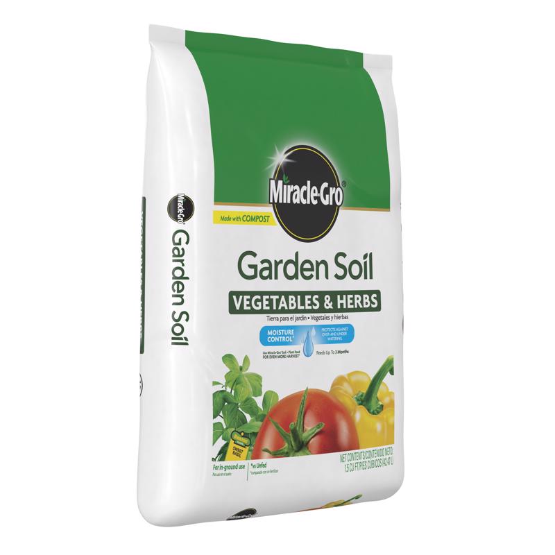 Load image into Gallery viewer, Miracle-Gro Fruit and Vegetable Garden Soil 1.5 cu ft
