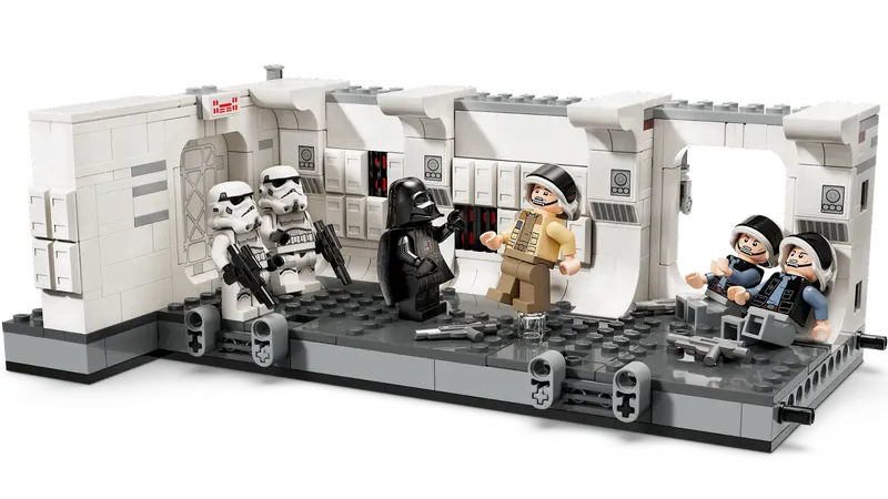 Load image into Gallery viewer, Lego Star Wars Boarding the Tantive IV™ 502pc
