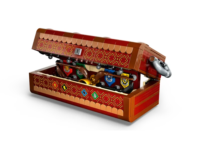 Load image into Gallery viewer, Lego Harry Potter Quidditch™ Trunk 599pc
