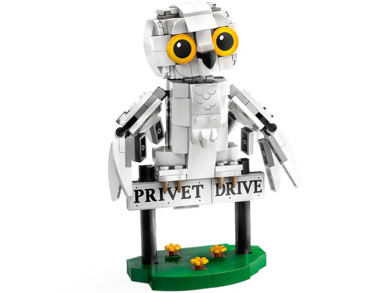 Load image into Gallery viewer, Lego Harry Potter Hedwig™ at 4 Privet Drive 337pc
