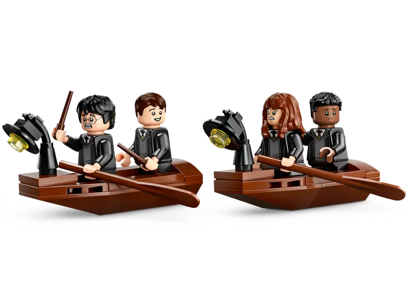 Load image into Gallery viewer, Lego Harry Potter Hogwarts™ Castle Boathouse 350pc
