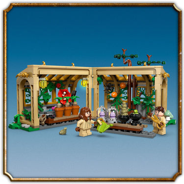 LEGO® Harry Potter Hogwarts™ Castle: Herbology Class