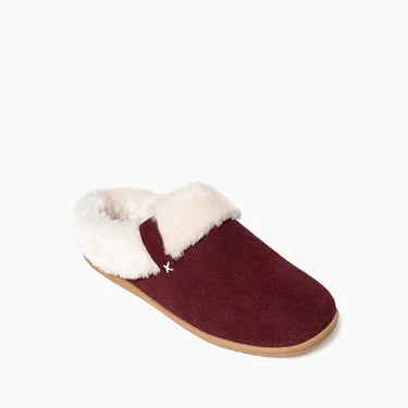 Minnetonka Women's Camp Collar Scuff (Burgundy) Size 8