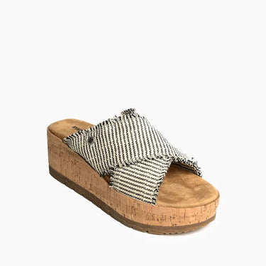 Minnetonka Women's Posey (Black/Natural Stripe) Size 7