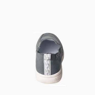 Minnetonka Men's Expanse (Grey) Size 10 1/2