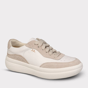 Mykos Nyla Women's Lace-Up Sneaker (White/Sand) Size 9