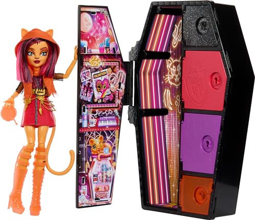 Monster High Toralei Stripe Doll and Fashion Set