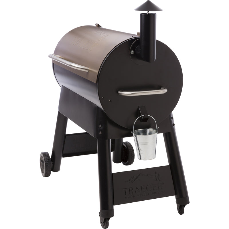 Load image into Gallery viewer, Traeger Pro Series 34 Wood Pellet Grill Bronze
