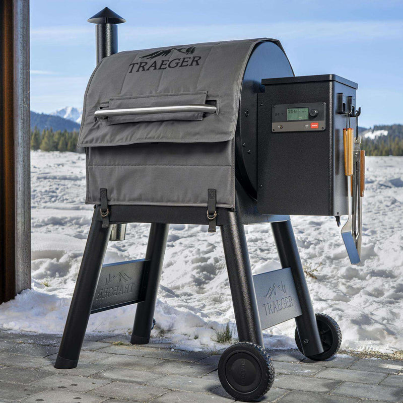 Load image into Gallery viewer, Traeger Gray Grill Insulation Blanket For Traeger Pro 575 &amp; Pro 22
