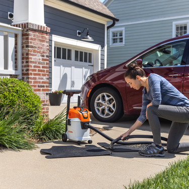 STIHL SE 33 3.2 gal Corded Wet/Dry Vacuum 120 V