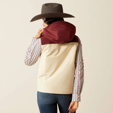 Ariat Women's Pioneer StretchShell Vest (Summer Sand/Rosewood) Size L