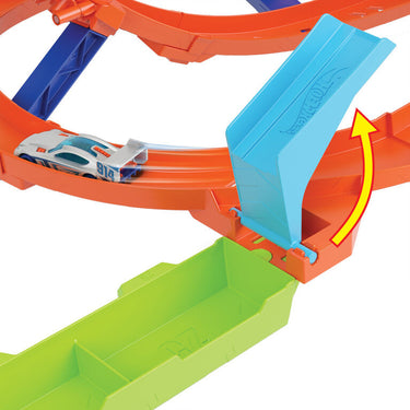 Hot Wheels Loop Cyclone Challenge